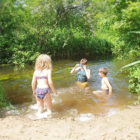 펜션 Ale Miejscowka! Caloroczny Nad Jeziorem