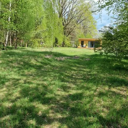 Ale Miejscowka! Caloroczny Nad Jeziorem