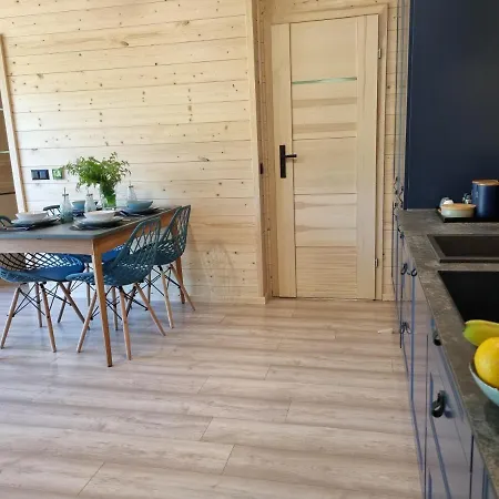 펜션 Ale Miejscowka! Caloroczny Nad Jeziorem