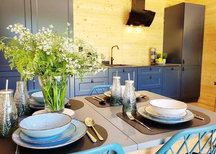 Ale Miejscowka! Caloroczny Nad Jeziorem Дом отдыха